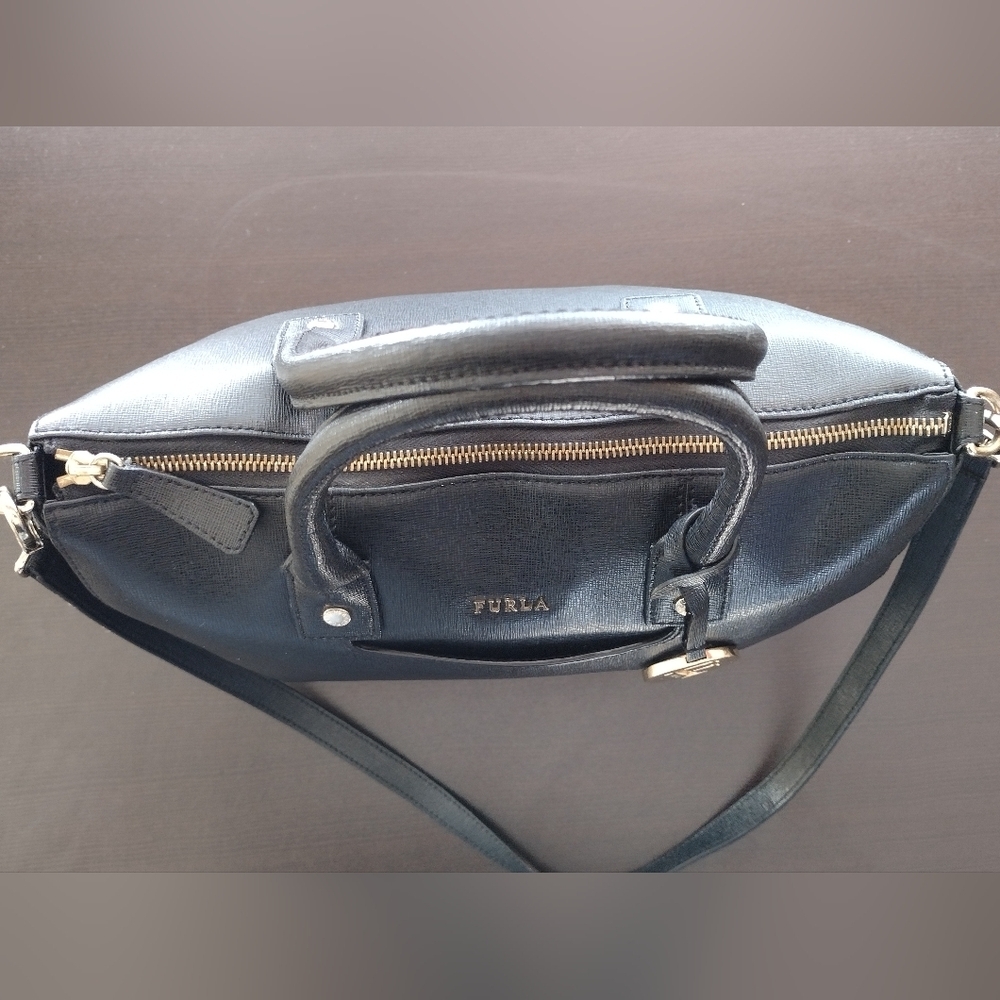 Furla Linda Medium Leather Black And Gold Satchel Bag - Picture 10 of 14